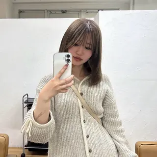 ミディアム カラー mina /ショート カットモデル募集のヘアスタイル