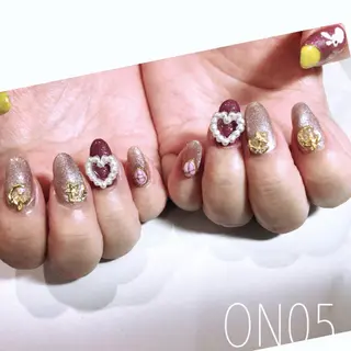 ネイル 園 寛子 （ネイリスト）のネイルデザイン