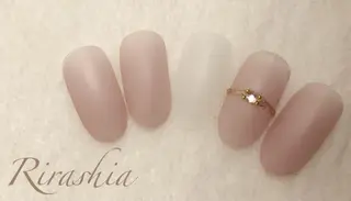 ネイル うる艶♡透明感ネイル Rirashiaのネイルデザイン