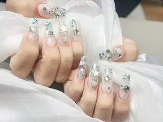 ネイル 🎀ネイルサロン エクラYUI🎀のネイルデザイン