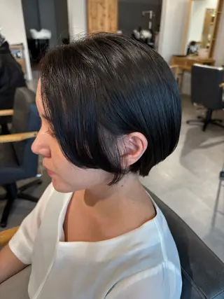 ショート 栗原 歩美のヘアスタイル