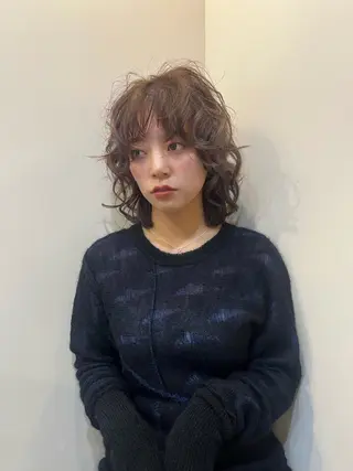 ミディアム パーマ ベルベチカ所属・市村 花奈のヘアスタイル