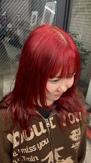 カラー HIBIKI / ブリーチモデルのヘアスタイル