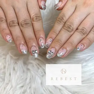 ネイル ❤️💛REBEST 付け放題Nailのネイルデザイン