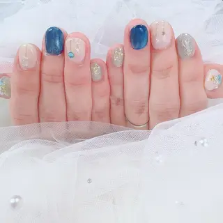 ネイル マジョリカ ブルーのネイルデザイン