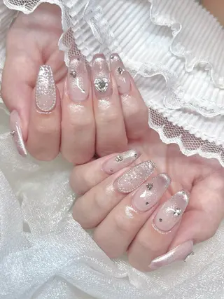 ネイル moca心斎橋店 Aina🐈‍⬛🤍のネイルデザイン