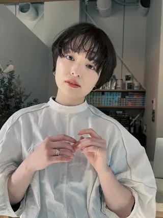 ミディアム yelm (official)のヘアスタイル