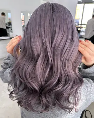 カラー 田中 莉香のヘアスタイル