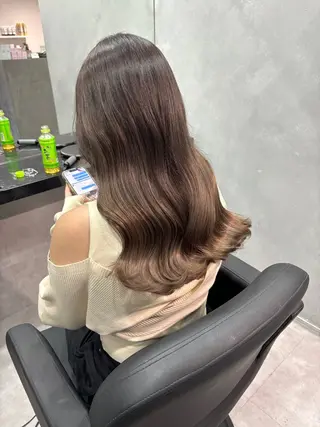 ロング カラー 🫧 栄ハイトーン Yasuyo🫧のヘアスタイル