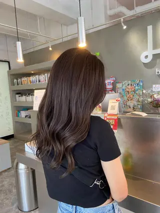 カラー ハイトーンカラー🩵 指名多数💗横山聖奈のヘアスタイル