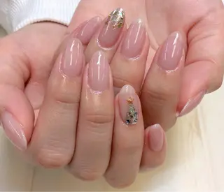 ネイル 新橋 ルキナ スタッフのネイルデザイン