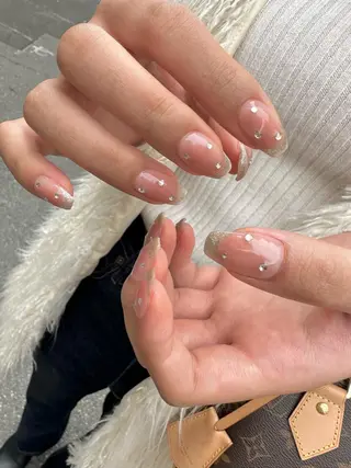 ロング カラー ヘアアレンジ キッズ ネイル マツエク・マツパ アイブロウ 福田 加奈のネイルデザイン