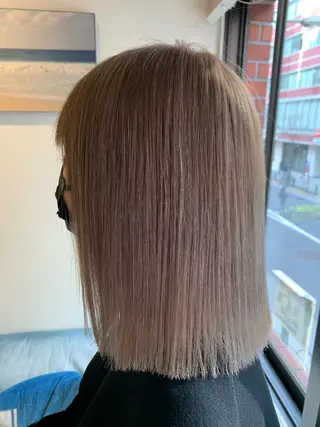 ミディアム 渋谷ハイトーン/ デザインカラー阿部のヘアスタイル