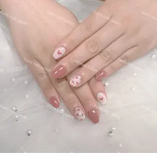 ネイル Shineジェル& チップ長さだしのネイルデザイン