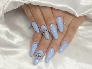 ミディアム Chiin Nail Stylistのネイルデザイン