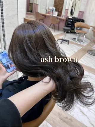 ミディアム Lond damask Rose所属・白滝 心音のヘアスタイル
