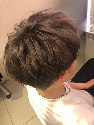 カラー メンズ インナーカラー🫶 オタク美容師 山本のヘアスタイル