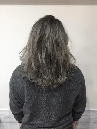 セミロング カラー カラー特化サロン大阪 ルービック江坂/新城のヘアスタイル