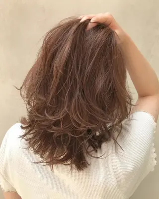 ミディアム 透明感カラー・ 髪質改善🩵イケダのヘアスタイル