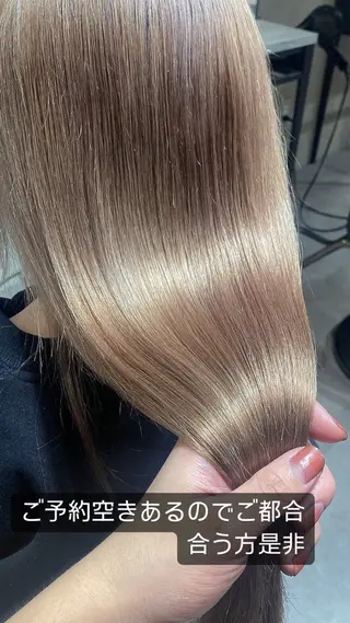 カラー Seleneコウキ ブリーチ/ハイトーンのヘアスタイル