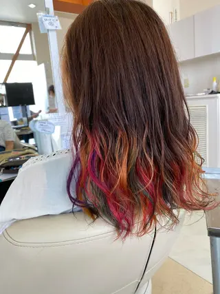 カラー 牧野 佳樹のヘアスタイル