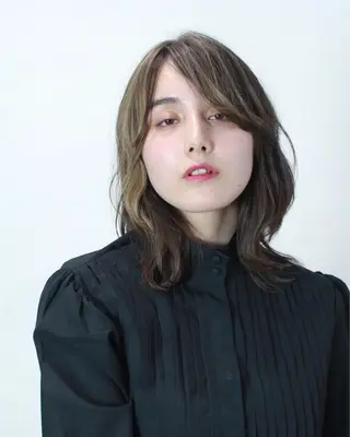 ミディアム CiNEMA daikanyama所属・透明感カラー🫧 今泉健太のヘアスタイル