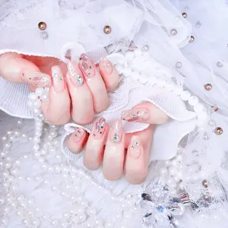 ネイル Yudia🦋 azuのネイルデザイン