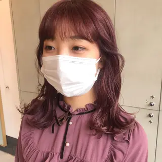 ミディアム カラー 古屋 花織のヘアスタイル