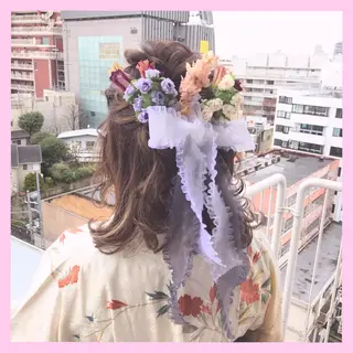 セミロング ヘアアレンジ SHIN/レイヤー カット×クロスパーマのヘアスタイル