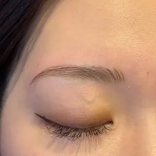 アイブロウ 𝐫𝐚𝐢 𝐧𝐚𝐢𝐥の眉毛・アイブロウイメージ