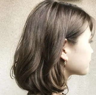 ミディアム カラー vato マンツーマンサロンのヘアスタイル