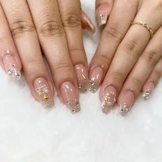 ネイル Laki nailのネイルデザイン