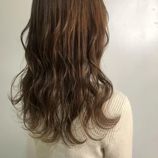 セミロング カラー ヘアアレンジ マツエク・マツパ Noah's　Ark所属・透明感カラー🫧ヘア セット🫧松本菜月の眉毛・アイブロウイメージ