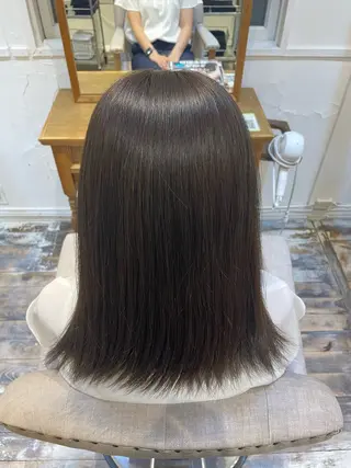 カラー shiomi H辻田 杏梨のヘアスタイル