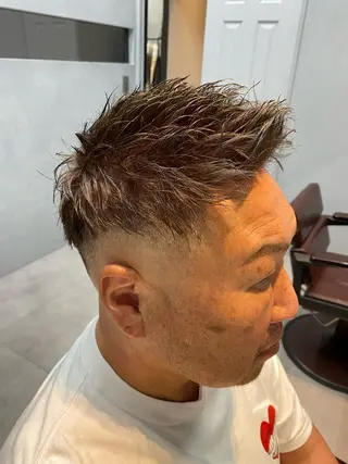 メンズ ✨デザインカラー✨ ✂️kouki✂️のヘアスタイル