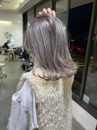 ミディアム Licol所属・12月期間限定 クーポンありリコルのヘアスタイル