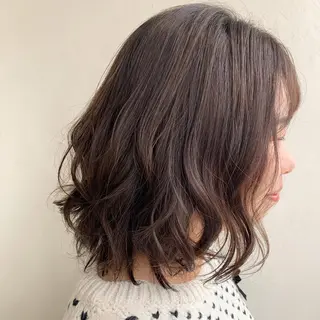 ミディアム カラー mako🌷ミニモ 限定クーポン多数🆕のヘアスタイル