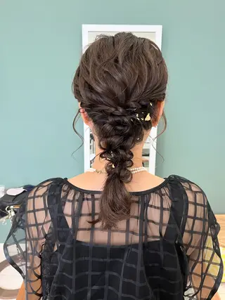 ミディアム ヘアアレンジ M.arc 【マーキ】のヘアスタイル