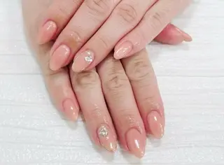 ネイル hanaCoco+plus所属・hanacoco +plusのマツエク・マツパデザイン