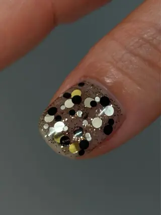 ネイル 甲村 未玖のネイルデザイン