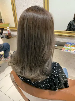 ミディアム CHELSEA神戸所属・MORISAKI ✂︎縮毛矯正のヘアスタイル