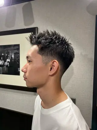ショート ラヴィザバーバー所属・メンズカット オカムラリョウのヘアスタイル