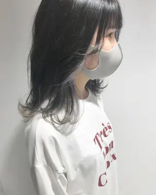 ミディアム カラー 遠藤 愛莉のヘアスタイル