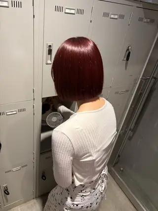 カラー ベージュ／ピンク【く すみカラー】レイヤーのヘアスタイル