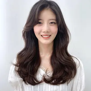 セミロング パーマ 韓国hair ·͜· watanabeのヘアスタイル