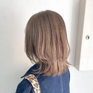 ミディアム 切りっぱなしボブ ソノキユウカのヘアスタイル