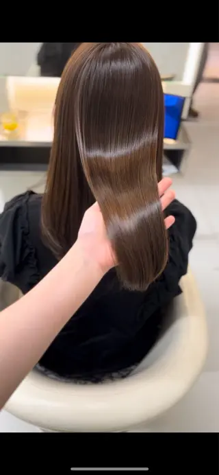 セミロング asterisk所属・涼音 🫧前髪お助け美容師のヘアスタイル