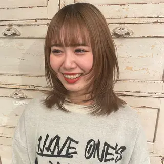ミディアム RorriM natsuのヘアスタイル