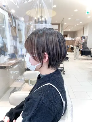 ショート 横山 直輝のヘアスタイル