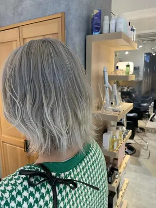 ミディアム 🌱夏の透け感カ ラー🌱HIDEKAのヘアスタイル